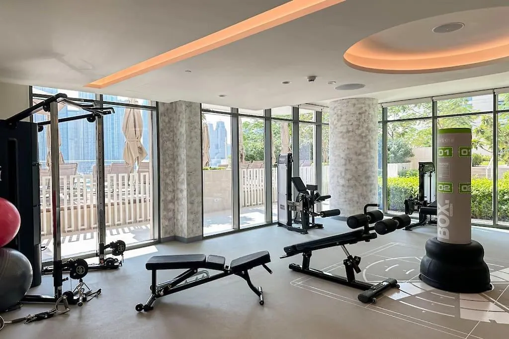 Higuests - Marina Retreat, Luxurious 3Br Steps From The Beach Dubai