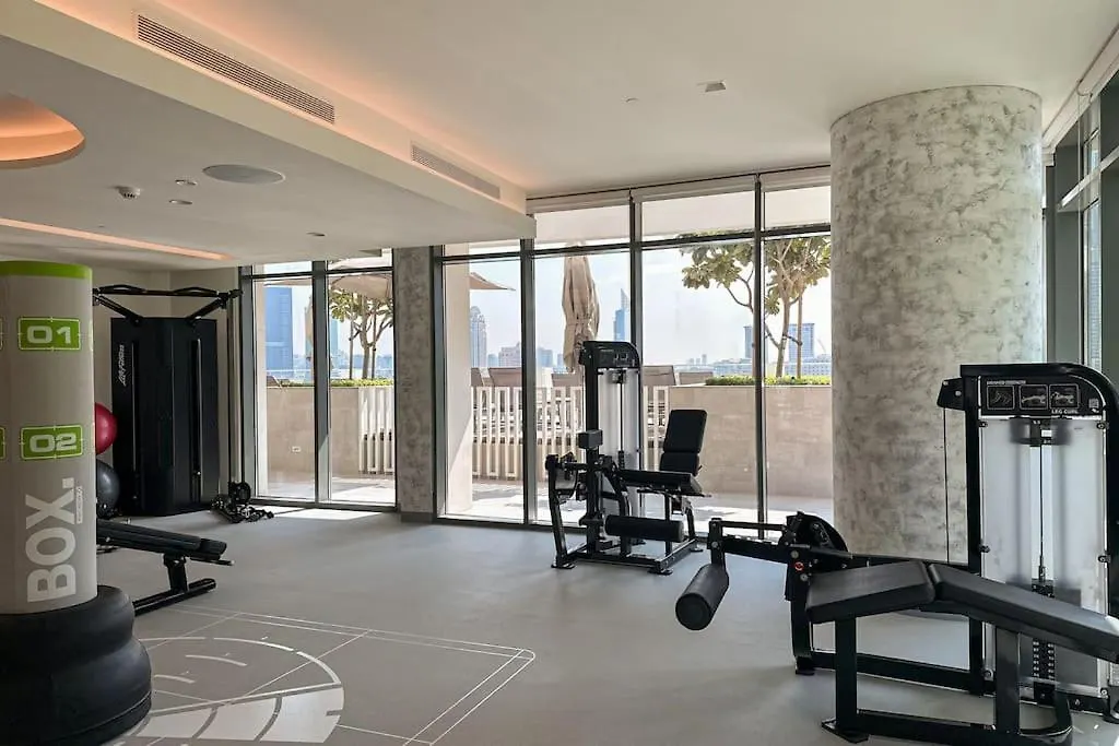 Higuests - Marina Retreat, Luxurious 3Br Steps From The Beach Dubai Apartment